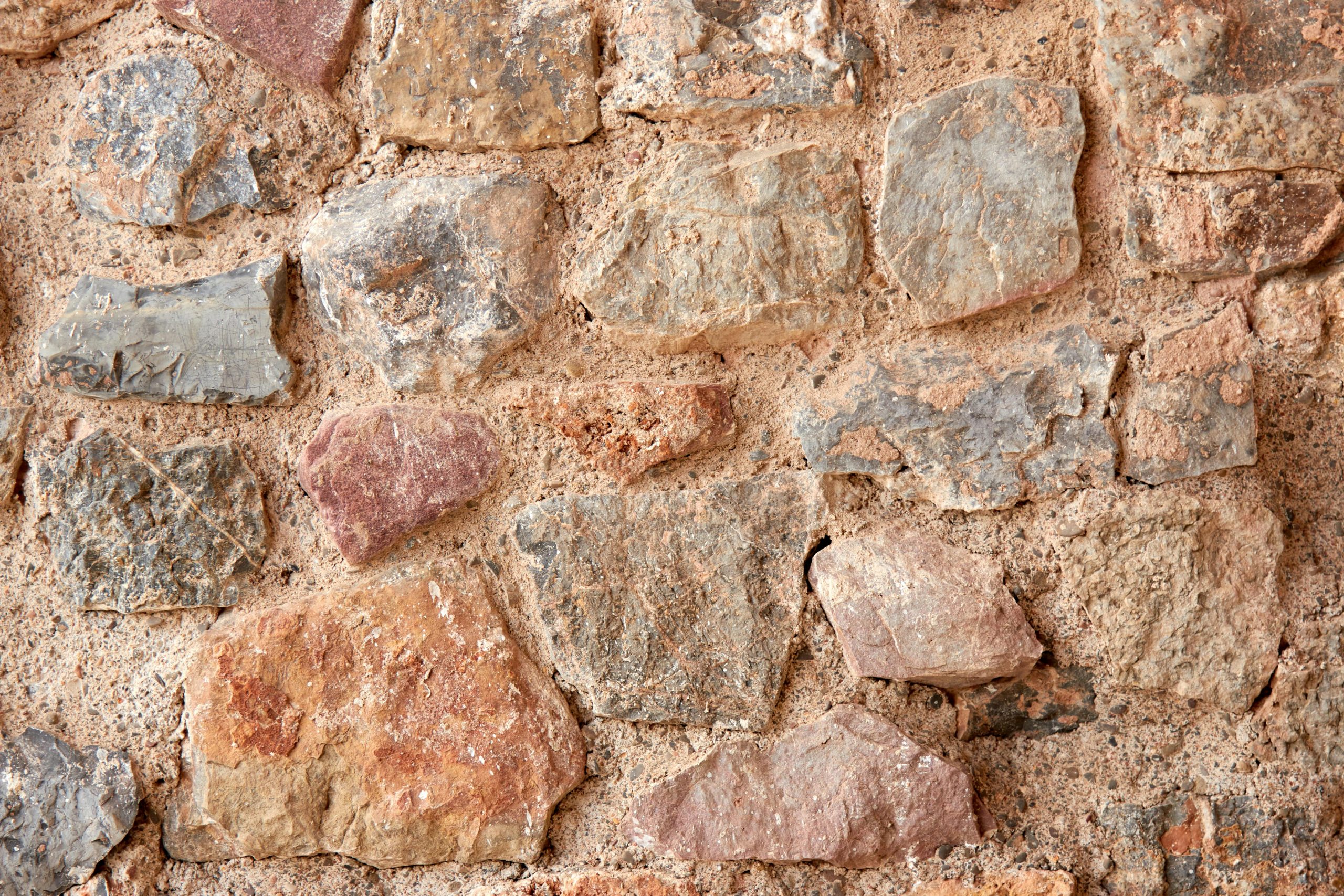Choisir le bon matériau pour vos joints en pierre
